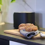 Flowers By Kramm -apartament W Centrum Poznania 아파트 포즈난